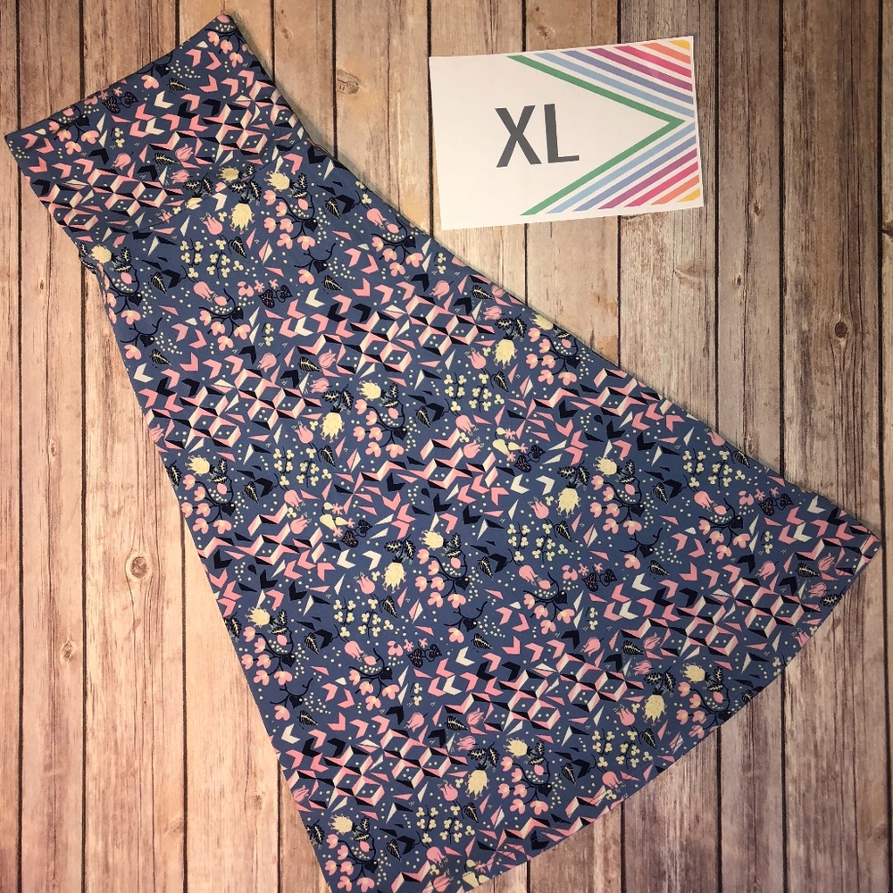 LuLaRoe Azure Skirt